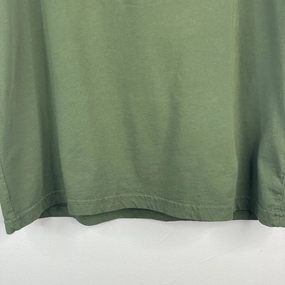 Madrid Designs Shirt Mens XLarge Green Embossed Compass Patch Detail‎ Pullover